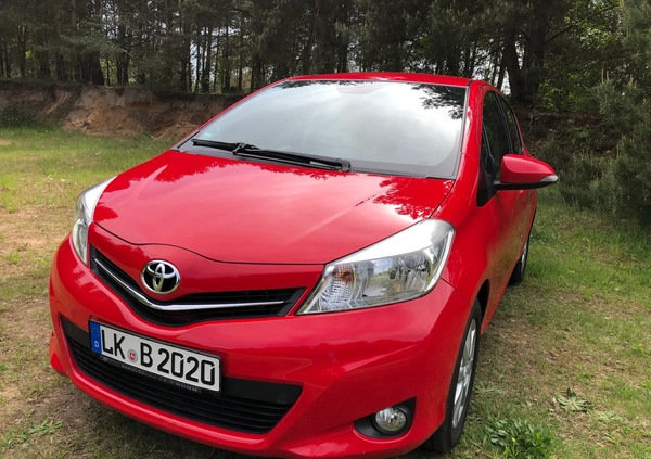 Toyota Yaris cena 26999 przebieg: 139000, rok produkcji 2012 z Sławków małe 781